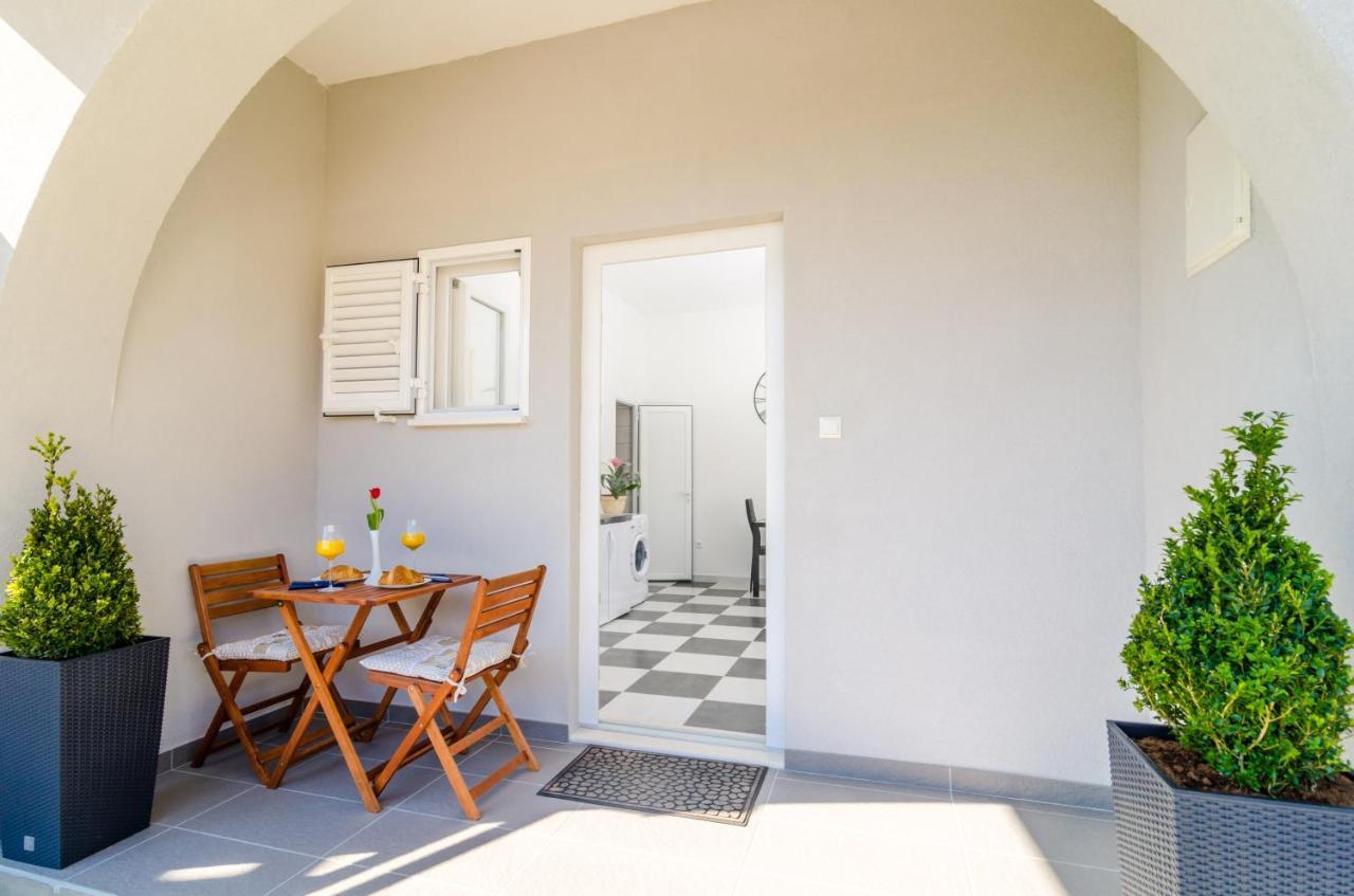 Apartment Amabilis Mlini Ngoại thất bức ảnh